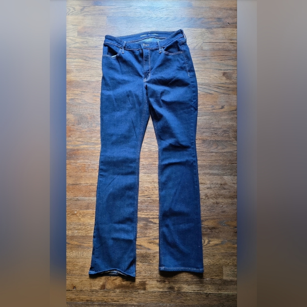 12 Tall Old Navy Kicker Bootcut Mid Rise Jeans P015